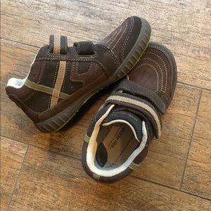 Striderite Boys Sneakers